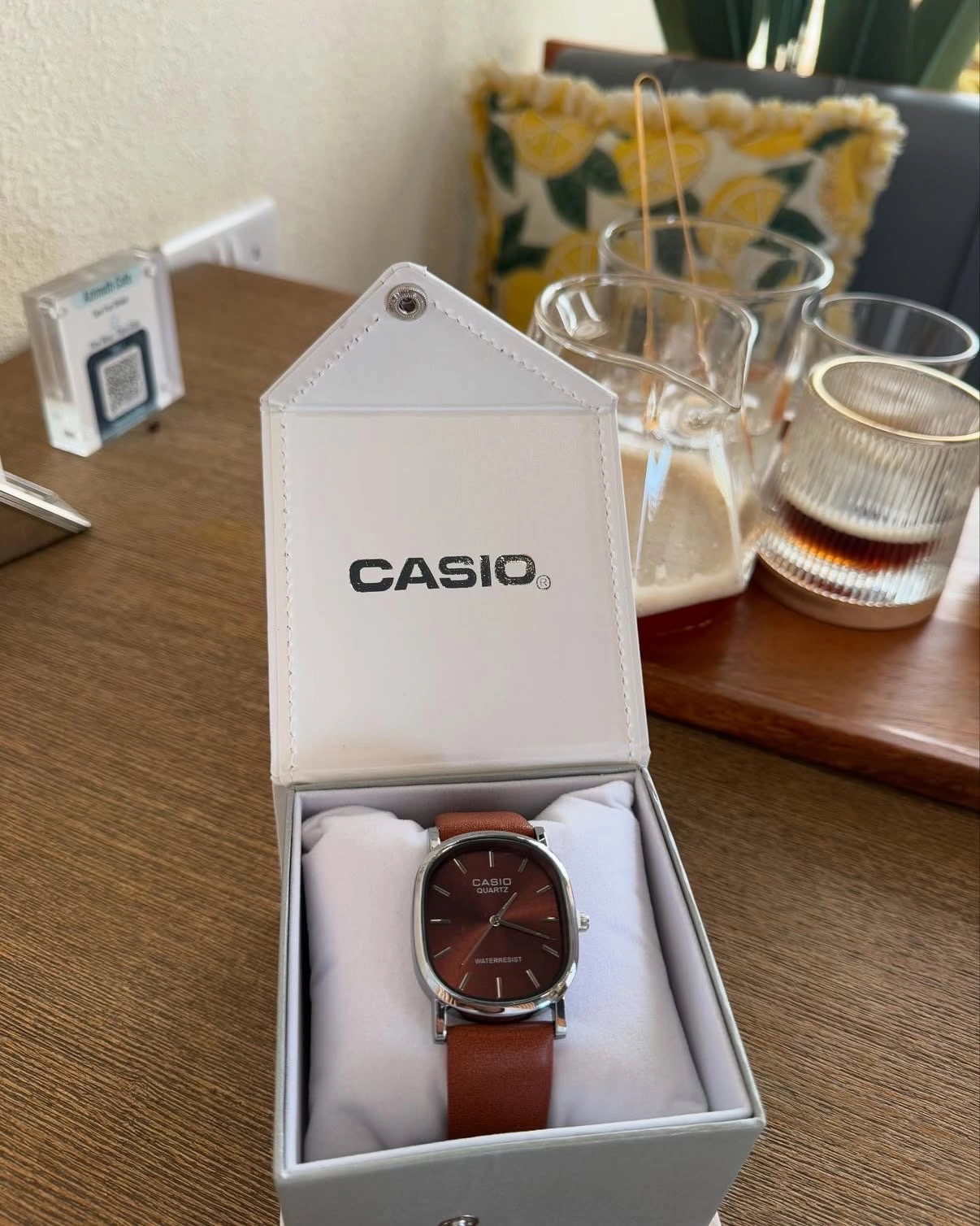 Casio watches for men and women, 3.5 riyals